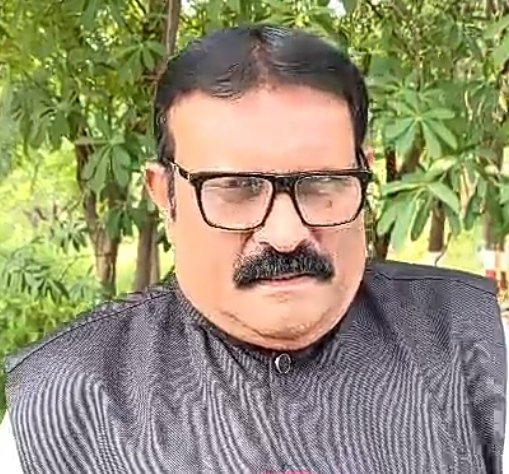संजय राऊत प्रवक्ते कमी सल्लागार जास्त झाले, त्यांना कोणी गांभीर्याने घेत नाही : प्रकाश डवले